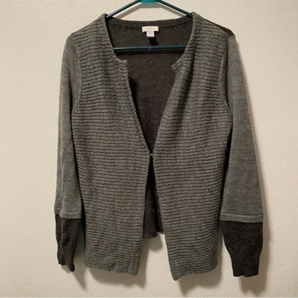 Chico’s Sweater Women’s‎ Size 1 Medium Black One Hook Closure Whimsigoth